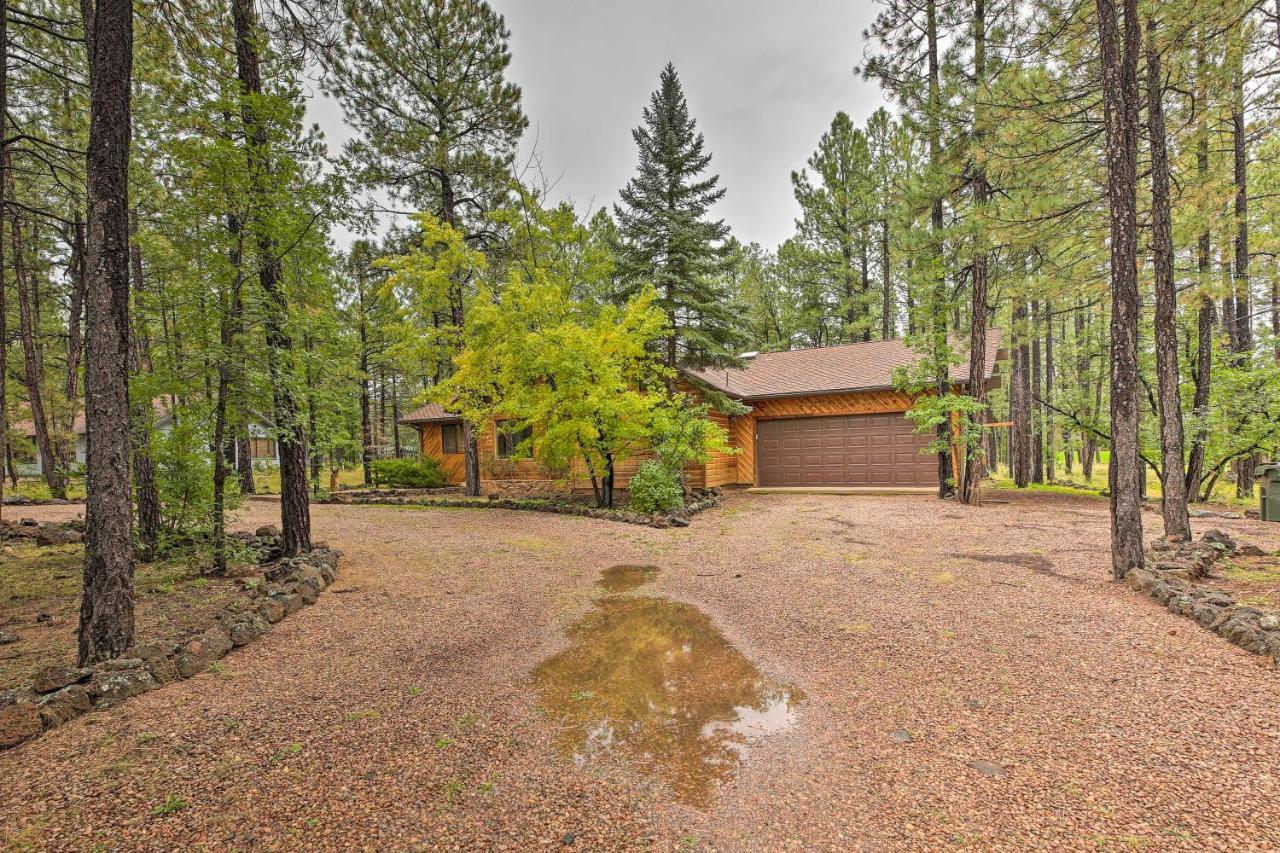 Lush Pinetop Retreat With Large Deck And Wooded Yard! Dış mekan fotoğraf